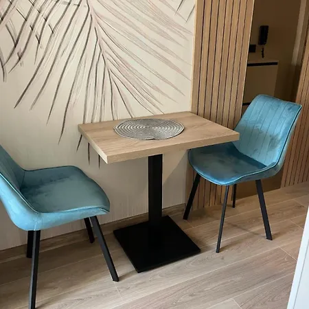 Sorrento Sole Mare Deluxe Апартаменти *