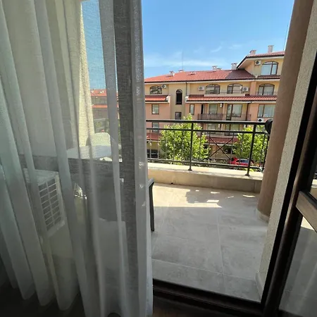 Апартаменти Sorrento Sole Mare Deluxe *